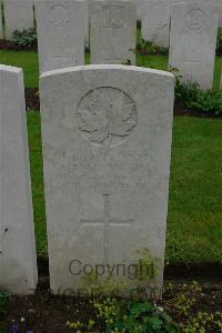 Etaples Military Cemetery - McGill, Sydney